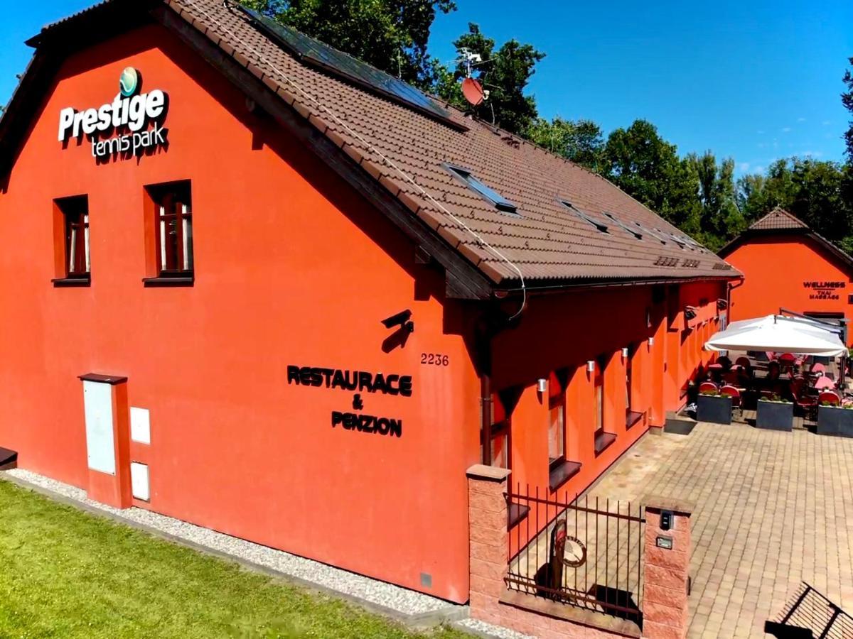 Prestige Tennis Park